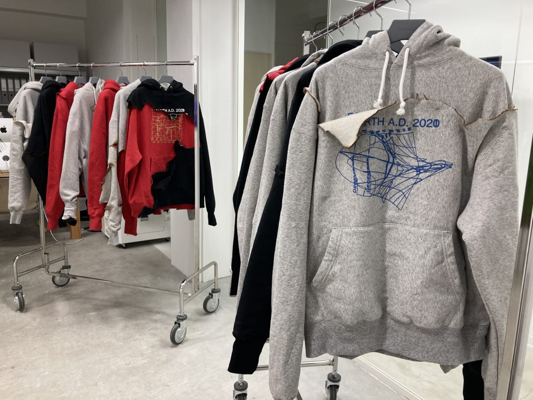 12 Months Hoodies/6万円