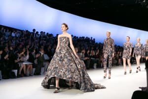 2015年春夏ファッションウィーク開幕 ハナエモリの新ラインがデビュー