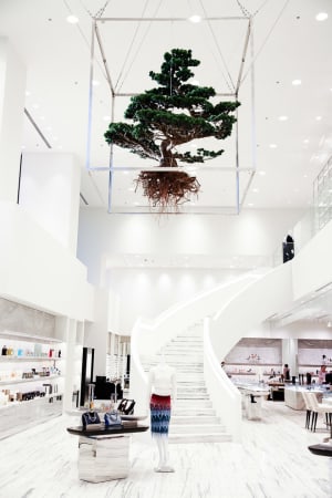 デザイナーズブランドが六本木に集結 バーニーズ ニューヨークが新店舗オープン