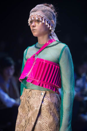 ブランド初のコラボも「ミューラル」が東京ファッションウィークで初のショー