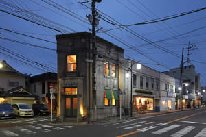 ワンダーウォールが設計、故・渡邊かをるが運営していた鎌倉のバー「THE BANK」復活