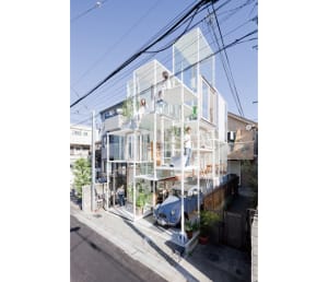黒川紀章や安藤忠雄ら日本を代表する建築家56組による戦後の「日本の家 」が一堂に
