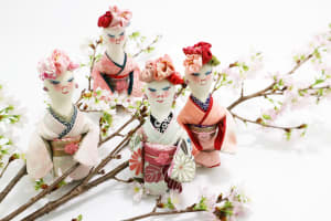 デモデ、桜をイメージした新作舞妓モチーフチャームを限定発売