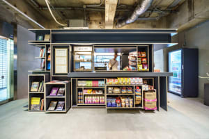 サポーズデザインオフィスが新コーヒースタンド「バードバスアンドキオスク」を半蔵門に出店