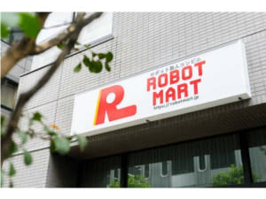 無人コンビニ「ロボットマート」が日本橋にオープン、QRコード決済を導入