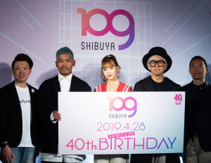 40周年迎えた「SHIBUYA109」の新ロゴが点灯、藤田ニコルや千原徹也らがセレモニーに登壇