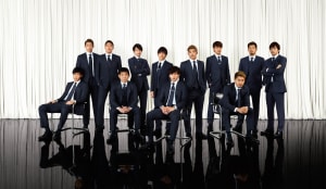ダンヒルがサッカー日本代表公式スーツを発売、銀座店レセプションに森保監督が登壇