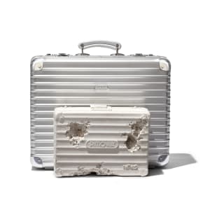 リモワ×ダニエル・アーシャムのスーツケース、5月18日に世界500個限定発売へ