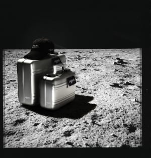 ゼロハリバートン、アポロ11号月面着陸時に月の石を持ち帰った格納器にオマージュを捧げたテクニカルケースを発売