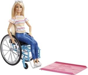 車椅子に乗ったバービー人形が日本で販売へ、美の多様性を発信