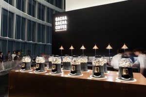 nendoがプロデュース、ガチャガチャで1杯分のコーヒーが買える日本初のコンセプトカフェを体験