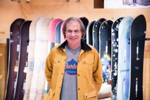 スノーボードのパイオニア「バートン」創業者、ジェイク・バートンが逝去