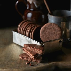 阪急うめだがチョコレート菓子専門店「ザ・テイラー」を立ち上げ、フランセ運営会社と協業