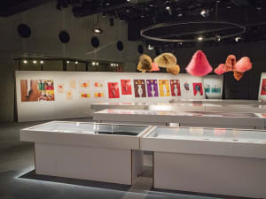 吉田ユニが5年ぶり大規模個展、装苑の連載作品や星野源のアルバムヴィジュアルなど約120点が公開