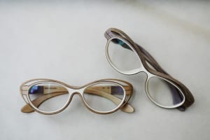 表参道ヒルズのメガネ店「リュネット･ジュラ」が30周年記念イベント開催、世界で1本の別注モデルを発売