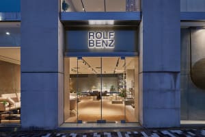 ドイツの高級家具ブランド「ロルフベンツ」世界初の旗艦店が青山にオープン、大塚家具が運営