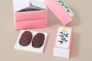 ルル メリーからピンク色の春限定パッケージ「ショコラサブレ」が登場