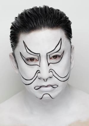 松本幸四郎が新たな歌舞伎メイクを追求、写真展「Kesho」が銀座 蔦屋書店で開催