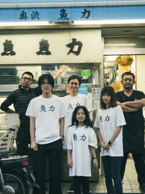 宇田川カフェ運営会社による「レペゼン渋谷」企画第1弾、魚力と麗郷がTシャツ発売