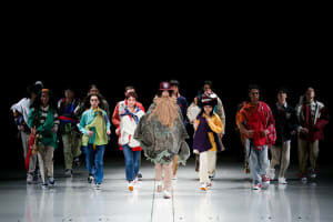 地震のトラブルがありながらも、「リコール」がフィジカルショーのトリ飾り東京ファッションウィーク閉幕