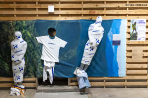 デザイナーと織物職人が繋がることで生まれるクリエイション、「ここのがっこう」が機織職人の街「富士吉田」で展覧会開催