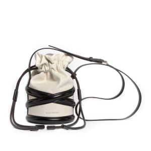 アレキサンダー・マックイーンが新作バッグ「ソフトカーブ」を発売、柔らかなナッパレザーを使用