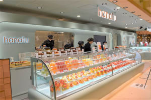 阪神梅田本店が全館オープン　食の売上高、半分強を見込む