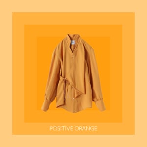 春夏はポジティブカラーを身につけよう、気分を高めるオレンジアイテム7選