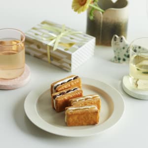 平野紗季子によるノーレーズンサンドイッチ、新作フレーバー「サマーレモンクリーム」を限定発売