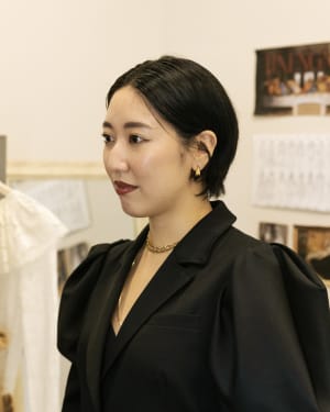 関西人だけど韓国籍　「ヘンネ」デザイナー アンナ・チョイのクリエイションの根幹にあるもの