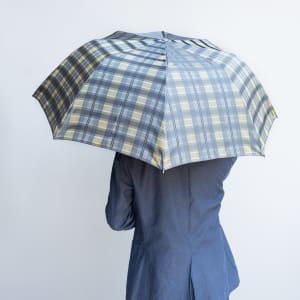 紳士向けデザインの日傘が槙田商店から初登場　男性からの日傘需要増を受けて