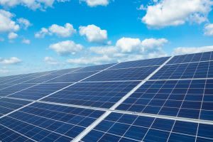 ニトリ、店舗・倉庫の屋根上で太陽光発電を開始　グループ内消費や売電を予定