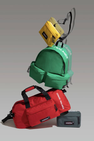 アンダーカバー×イーストパック、リサイクル素材の新作バッグ3型を発売