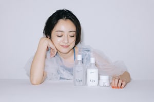 安達祐実プロデュースのコスメ「ウプト」がデビュー　化粧水や乳液など発売