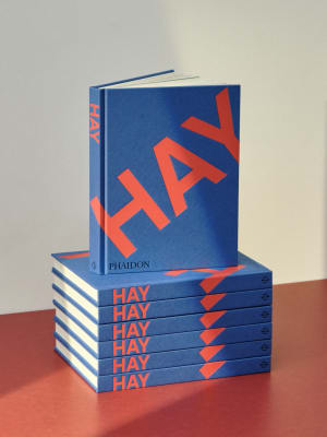 「HAY」からブランドの軌跡を辿る書籍が発売、創業20周年を記念