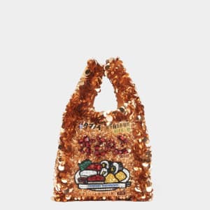 アニヤ・ハインドマーチが「すしのこ」バッグを発売、価格は14万8500円