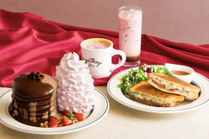 「エッグスンシングス原宿」のバレンタイン限定メニュー　チョコレートづくしなパンケーキが登場