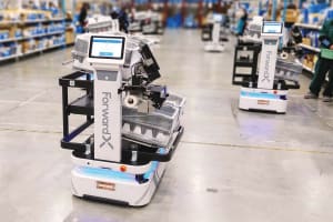 オルビスが流通センターで自律走行搬送ロボットを導入　省人化・生産性向上を実現