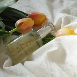 寝具用の香水「SODE」を紹介、“眠り”をイメージした3種の香り