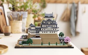 大人向けレゴ新作、世界遺産「姫路城」が登場　カスタマイズ自由な日本庭園も同時発売