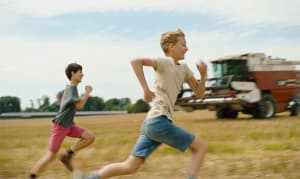 ルーカス・ドン監督作品「CLOSE」が公開　少年たちの痛切で美しい映像世界
