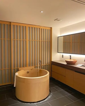 酒蔵をリノベーション　全室檜風呂付きのホテル「nol kyoto sanjo」を紹介