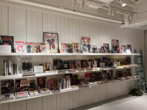 ビームス ボーイ 原宿が“雑誌の古本屋”マグニフのポップアップを開催