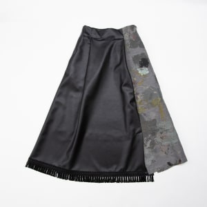 関根隆文が手掛ける「メアグラーティア」がポップアップ開催、ブランド初のスカートを限定発売