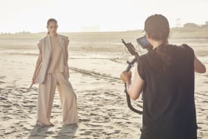 韓国人トップモデルのシン・ヒョンジを起用　H&Mアジア限定コレクションのキャンペーン撮影に密着