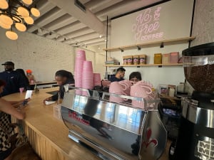 LA発「ノーフリーコーヒー」が日本初上陸、原宿に世界2号店をオープン　カフェとマルチスペースを併設