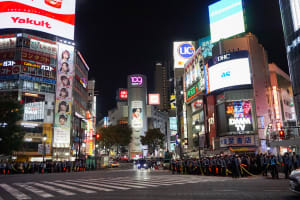 渋谷のハロウィン当日　来街自粛呼びかけも街中でにぎわい