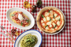 ベイクルーズが新たに手掛けるイタリアンカフェ 「ポポルナ」、1号店を中野にオープン