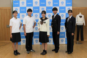 学ランを廃止し男女共通のスーツスタイルを導入　菅公学生服が岡山南高校の新制服を発表