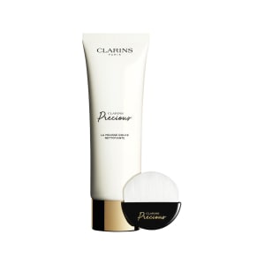 「クラランス」がプレステージスキンケアの洗顔料を発売　ブラシ併用の心地よい洗顔体験を提案
